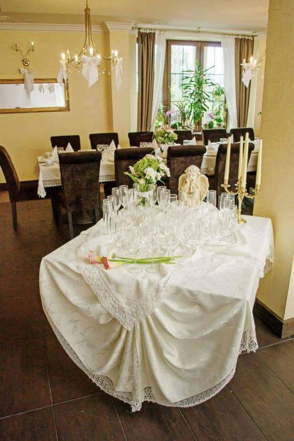 Bialy Kruk Hotel Starogard Gdański Kültér fotó